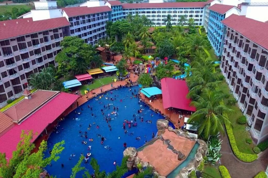 Lotus Desaru Beach Resort, 2 Bdrms, W/Splash Park Bandar Penawar Eksteriør billede